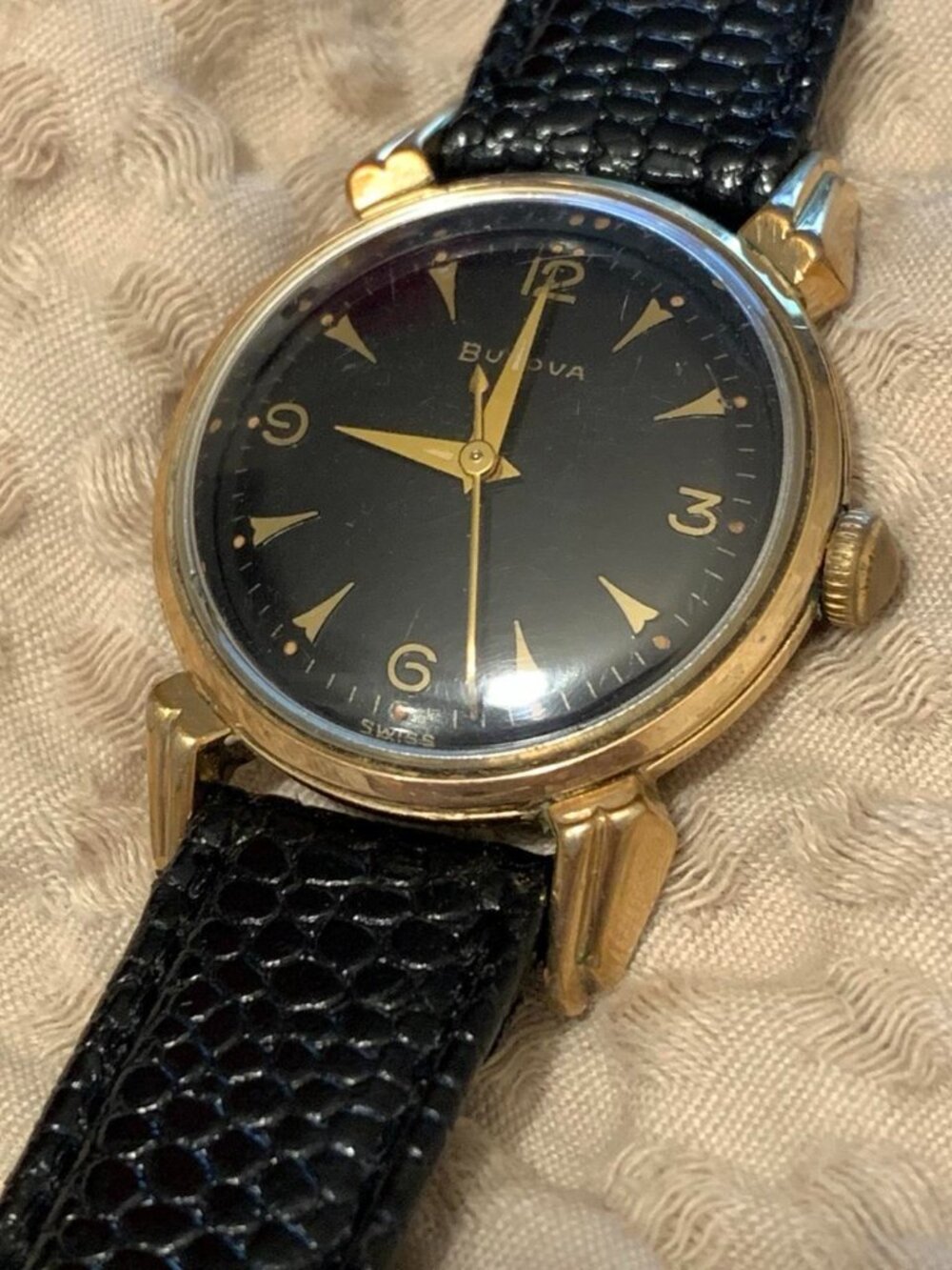 1950s Bulova Sea King "A" Men's Dress Watch - Running